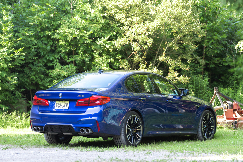 Illustration for article titled The 2018 BMW M5's 600 HP Will Clear All Thoughts From Your Mind With Speed